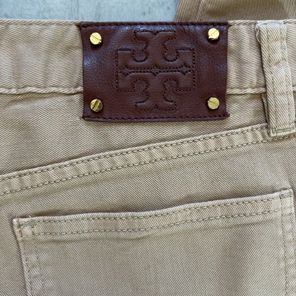 Tory Burch  jeans khakis   Tan/gold tone Designer engraved button and rivets EUC